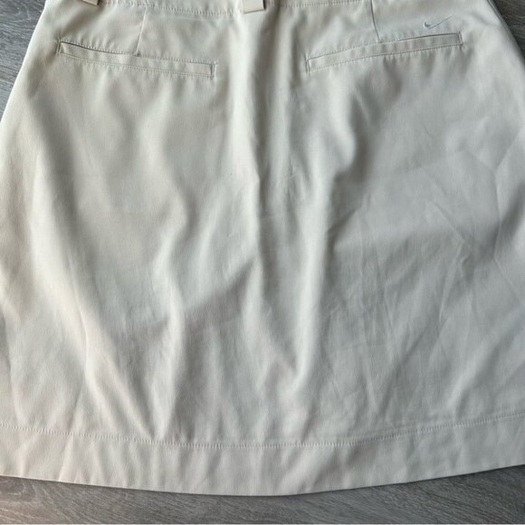 NIKE UV Protective Performance Tech Golf  Skort - Picture 12 of 15